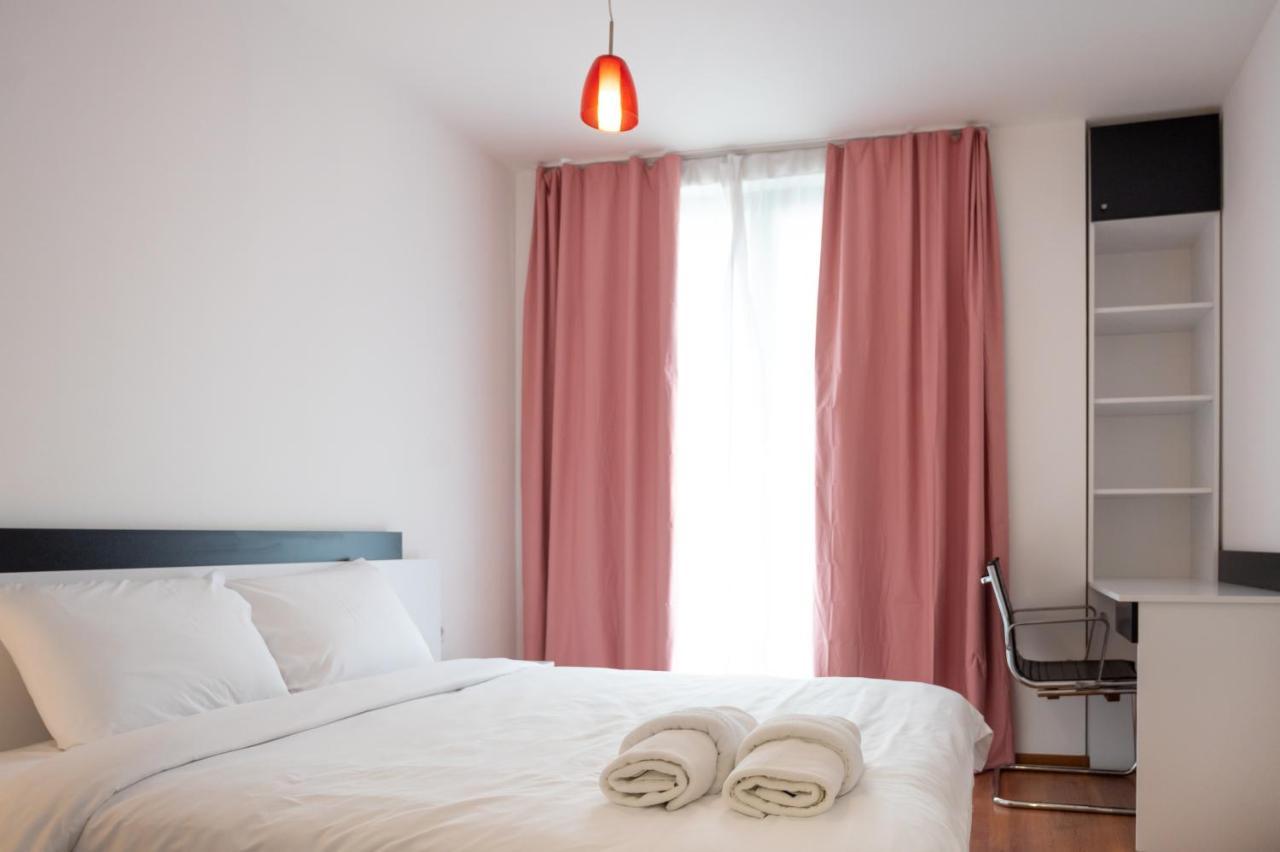 Sunny 1Bdr Apartment Near Center 索菲亞 外观 照片